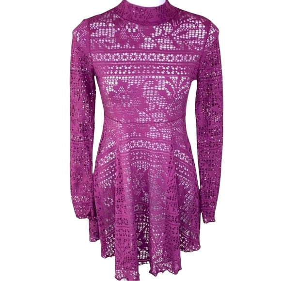 FP BEACH Long Sleeve Lace MIDI Swing Coverup Small